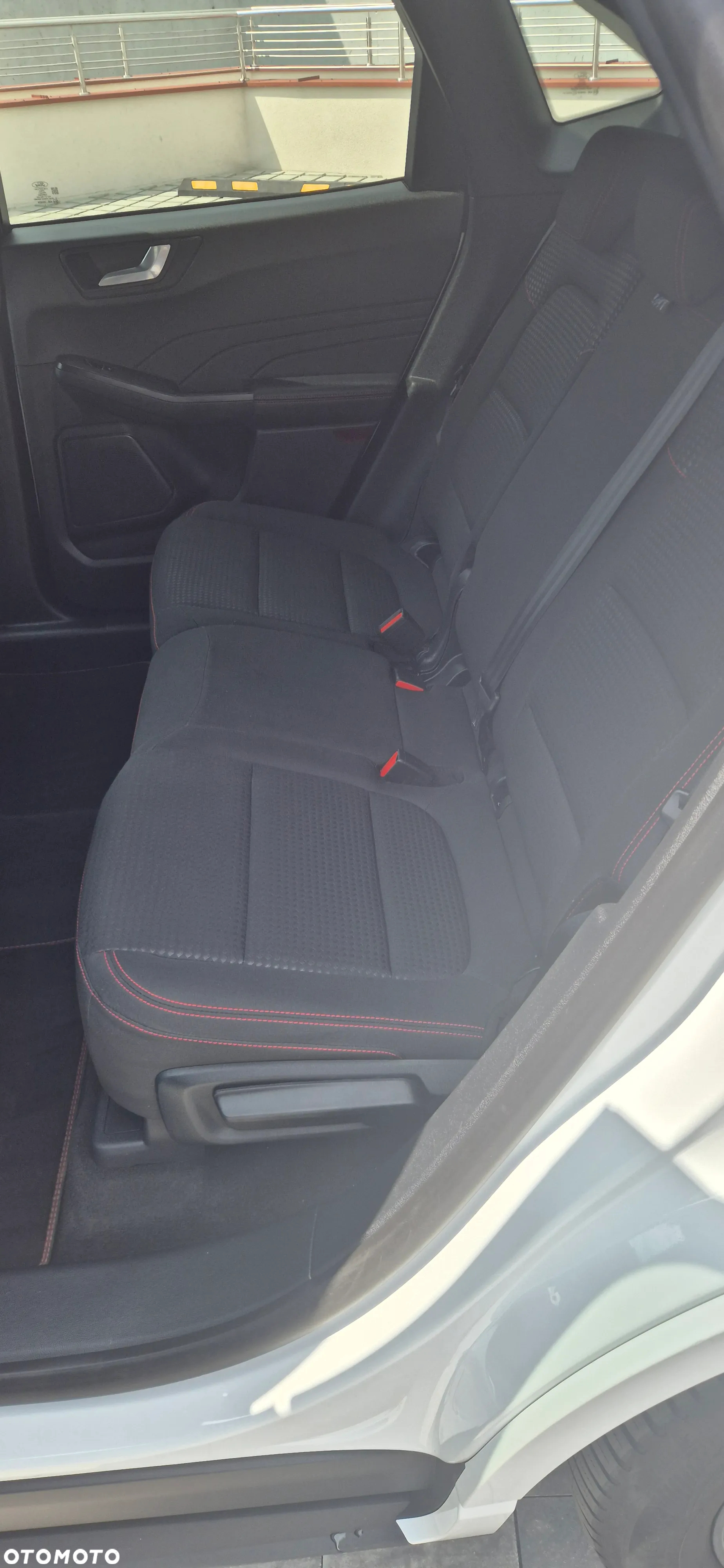 Ford Kuga 2.5 Duratec PHEV ST-LINE - 11
