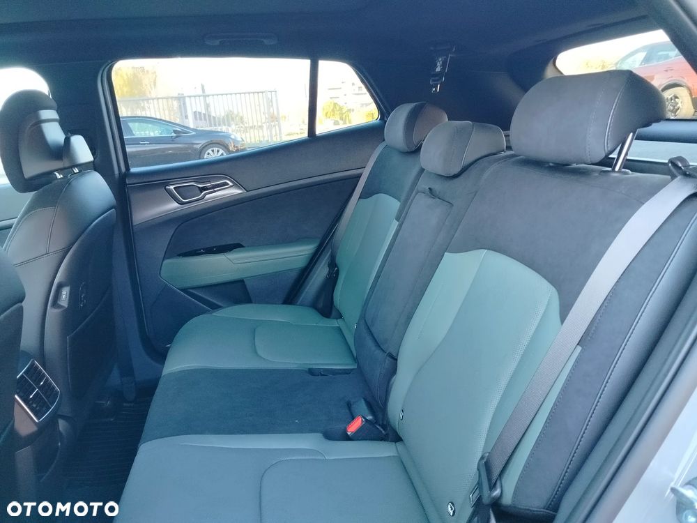 Kia Sportage 1.6 T-GDI HEV Anniversary 2WD - 17