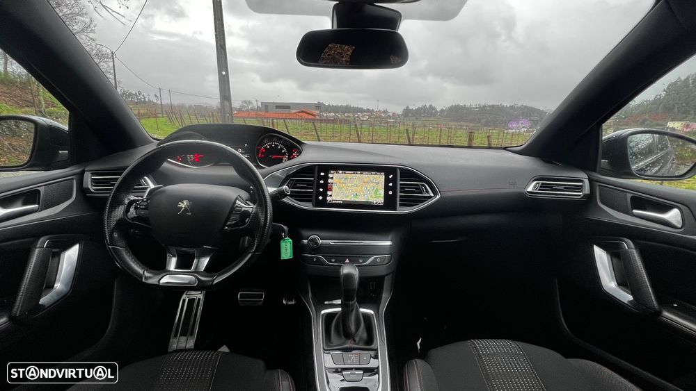 Peugeot 308 SW 1.2 PureTech GT Line EAT8 - 8