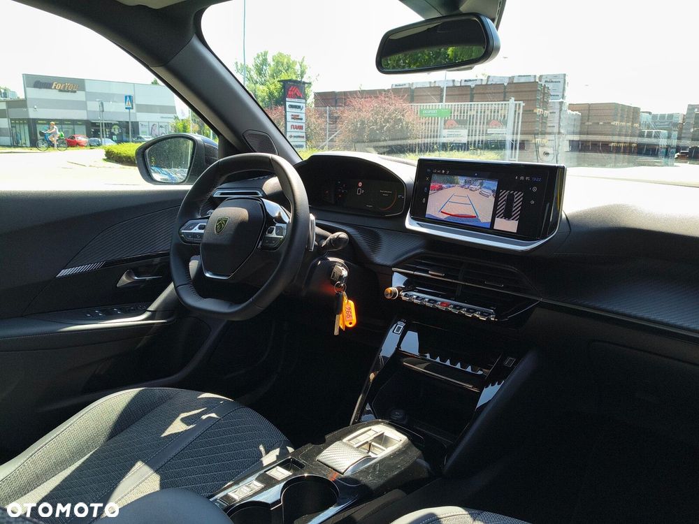 Peugeot 2008 1.2 PureTech Allure S&S EAT8 - 14