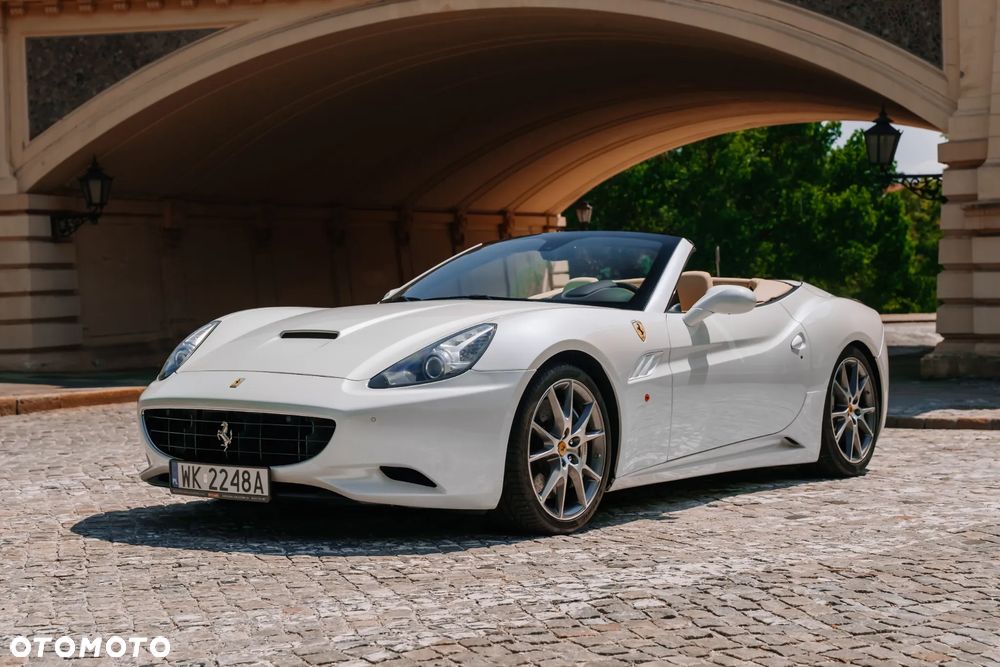 Ferrari California F1 DCT - 4