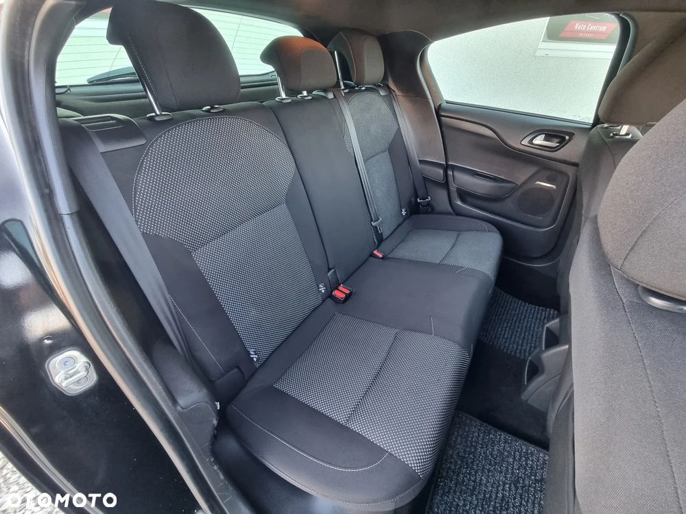 Citroën DS4 e-HDi 110 SoChic - 13