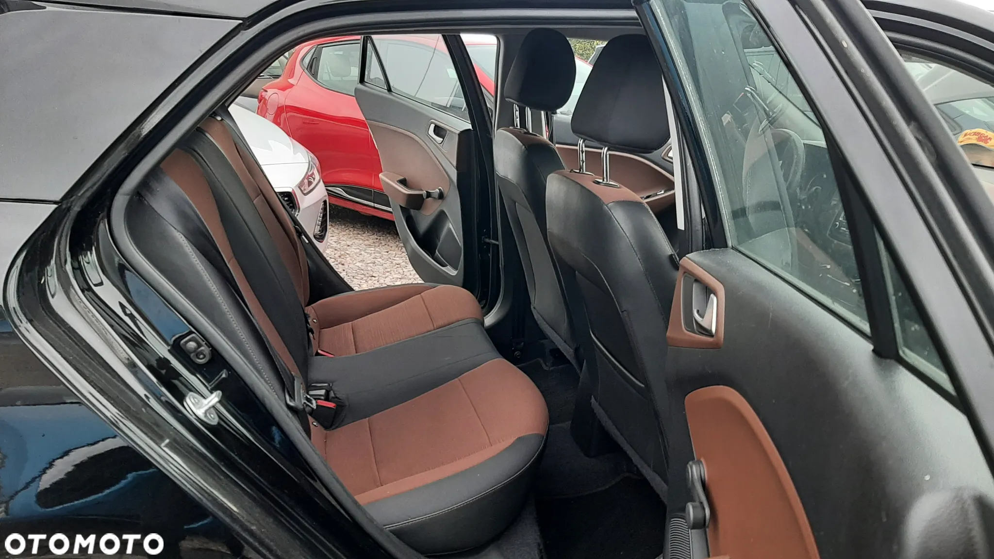 Hyundai i20 1.2 - 13