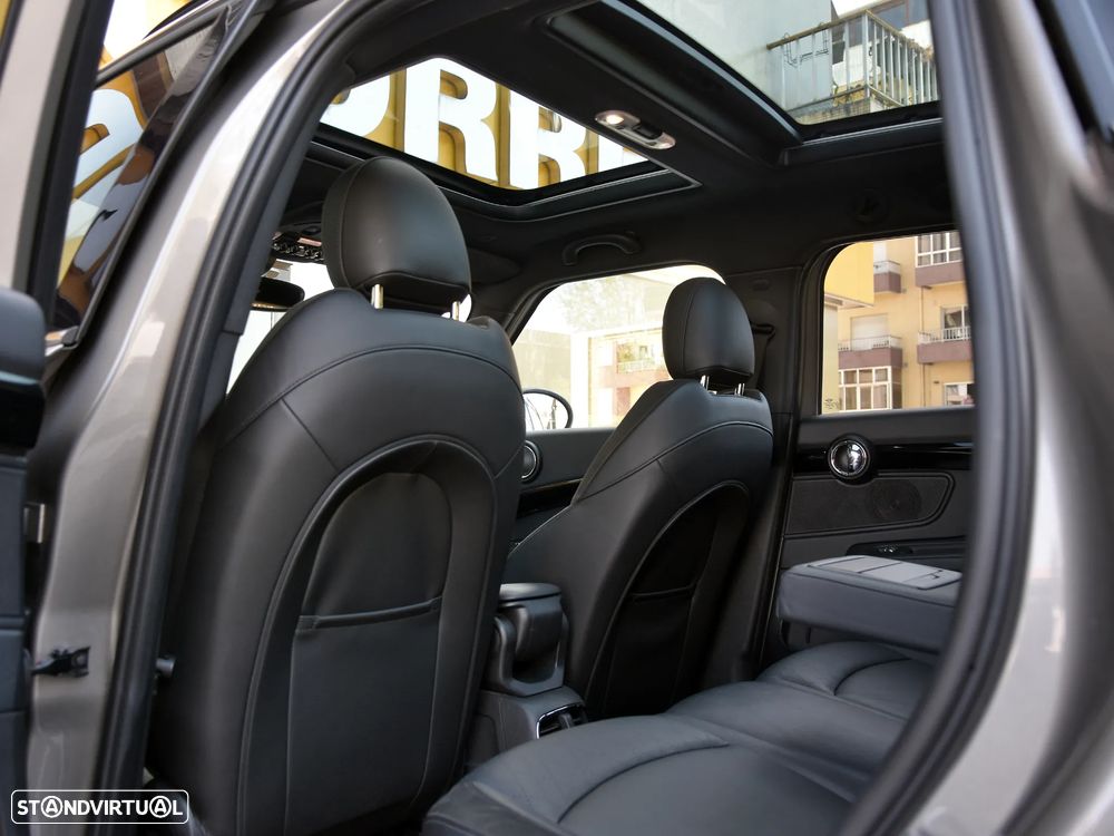 MINI Countryman Cooper SE ALL4 Auto - 7