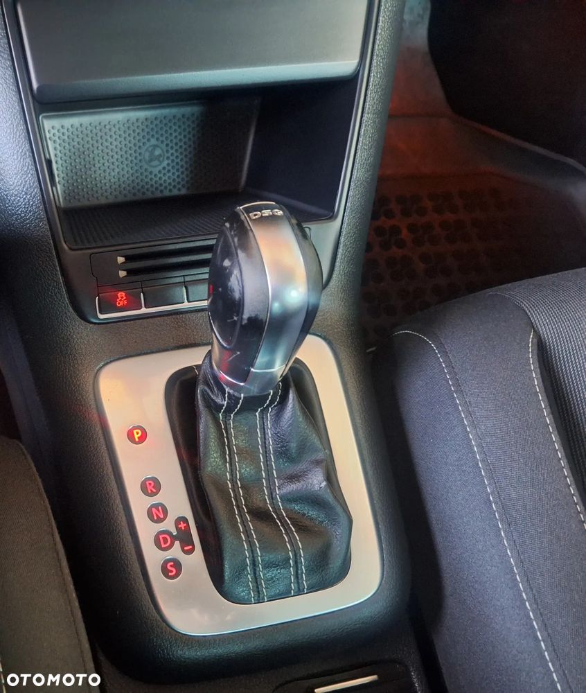 Volkswagen Golf Plus 1.6 TDI Trendline DSG - 19