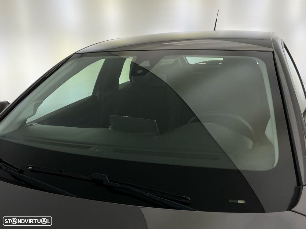 Peugeot 208 1.2 PureTech Active Pack - 21