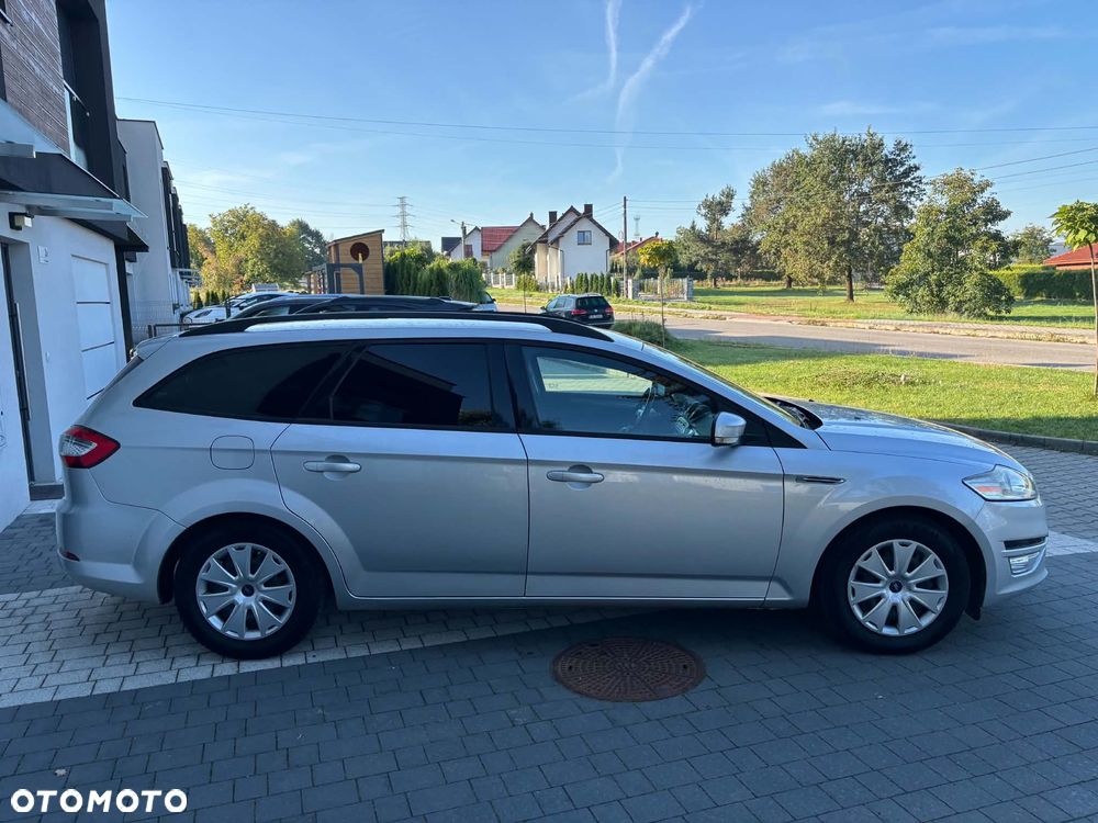 Ford Mondeo 1.6 TDCi Champions Edition - 16