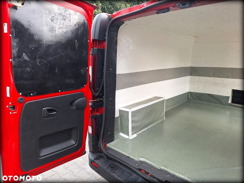 Renault trafic - 32