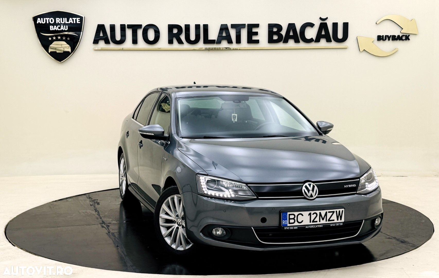Volkswagen Jetta - 3