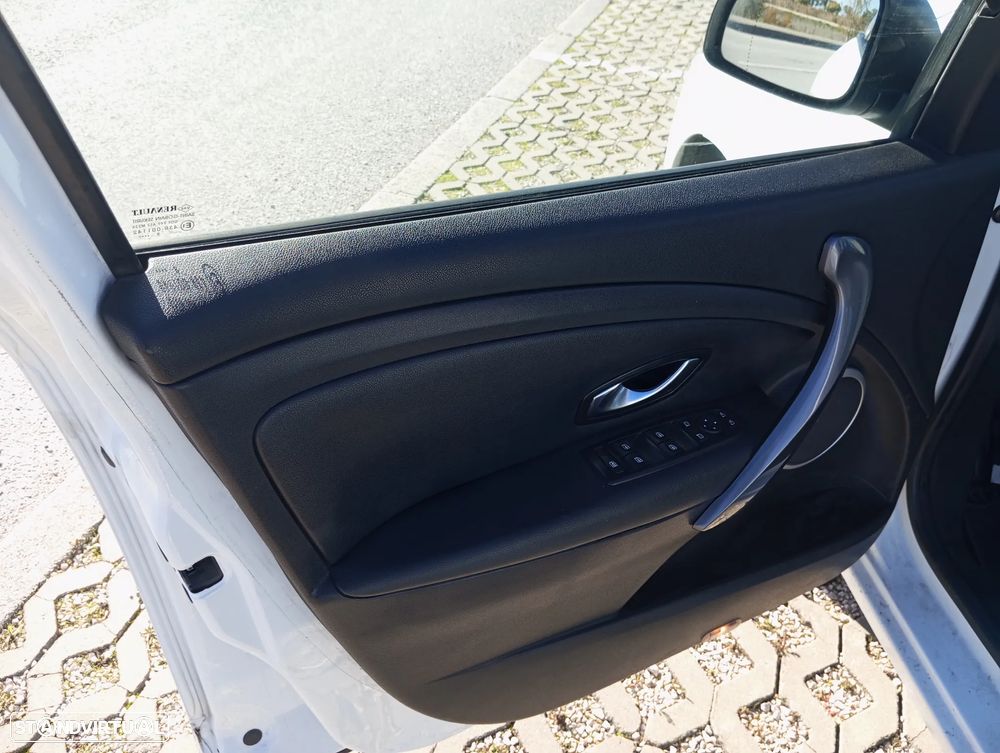 Renault Mégane Sport Tourer 1.5 dCi GT Line EDC - 13