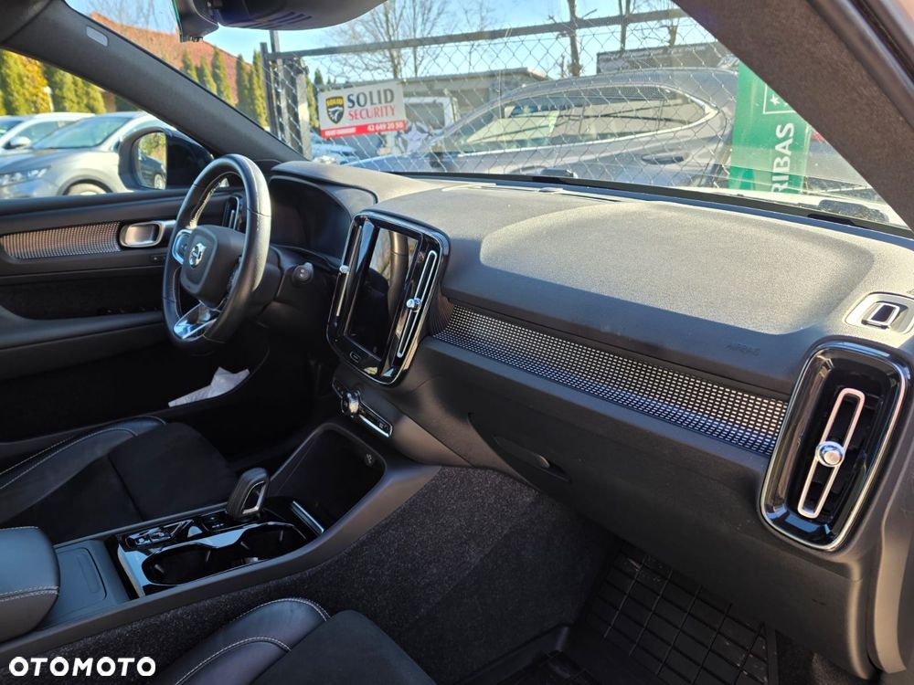 Volvo XC 40 T5 AWD Geartronic R-Design - 24