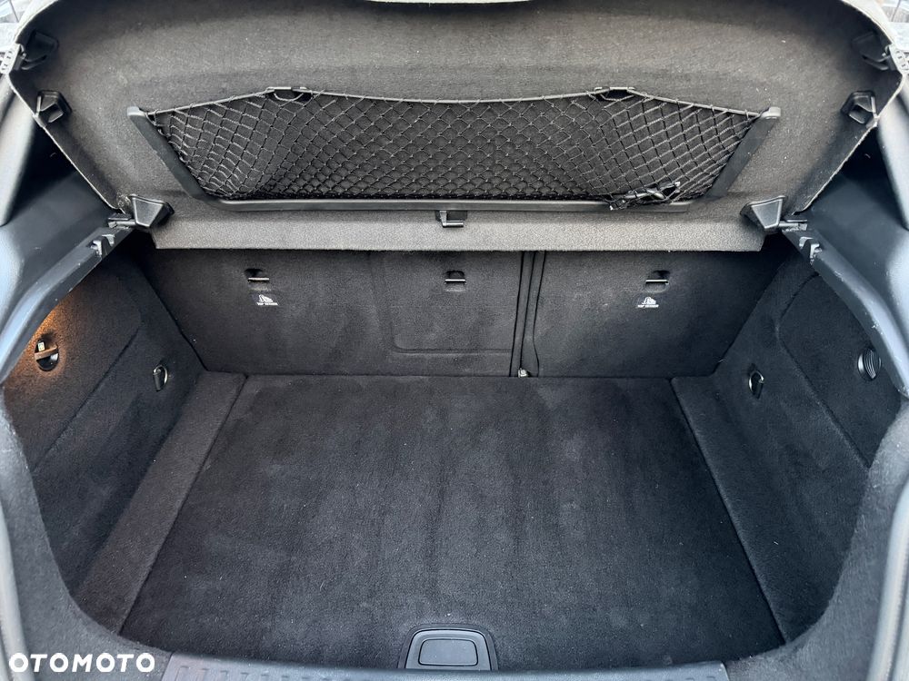 Mercedes-Benz Klasa A 180 7G-DCT - 21