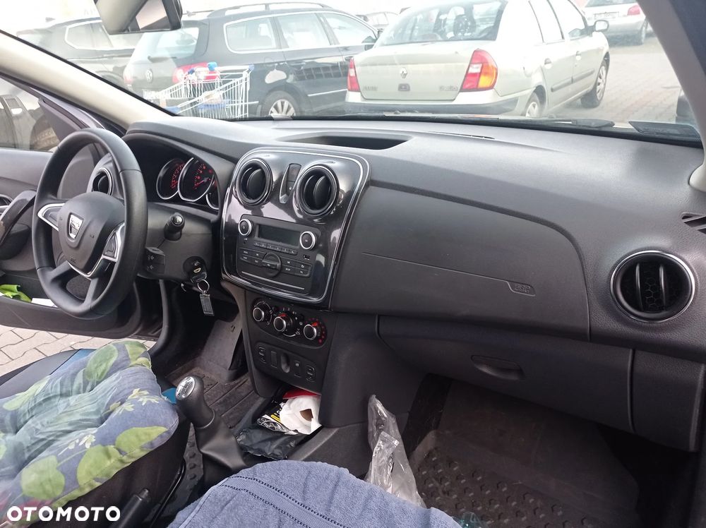 Dacia Sandero 1.0 TCe Laureate S&S - 6