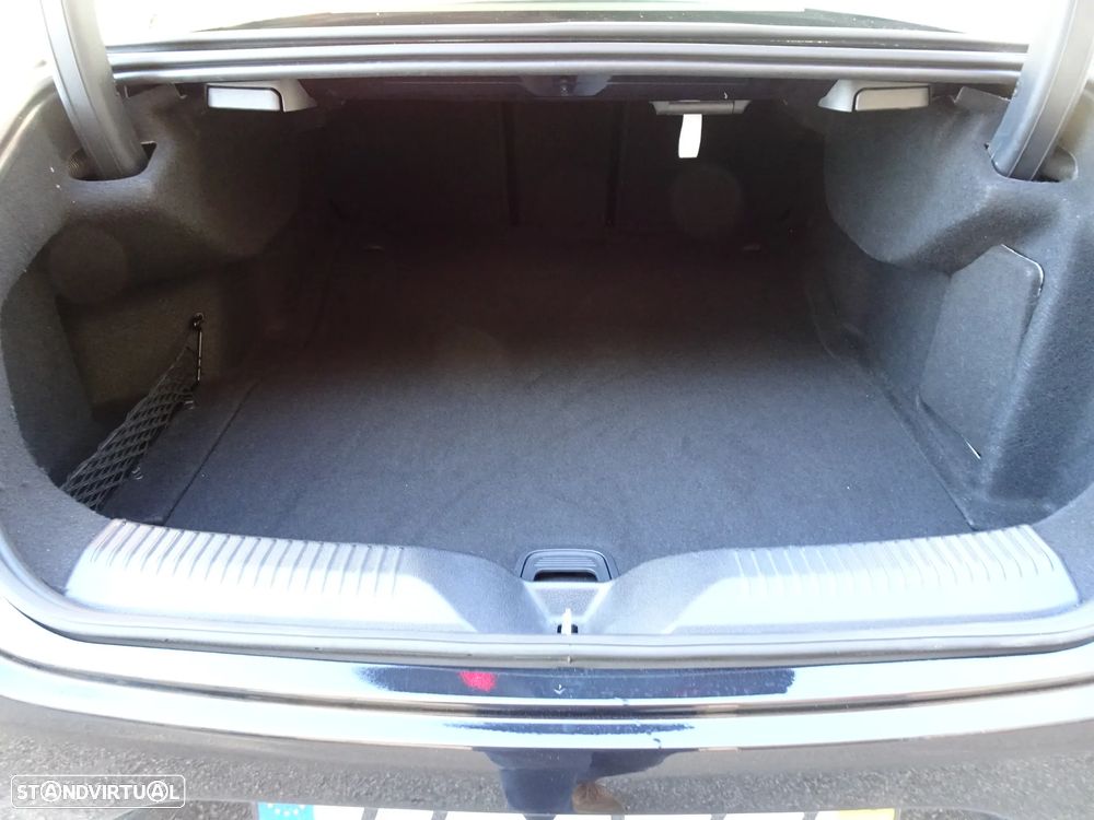 Mercedes-Benz CLS 300 d AMG Line - 18