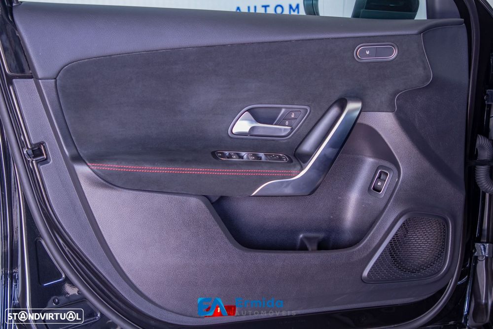 Mercedes-Benz A 250 e 8G-DCT AMG Line - 29