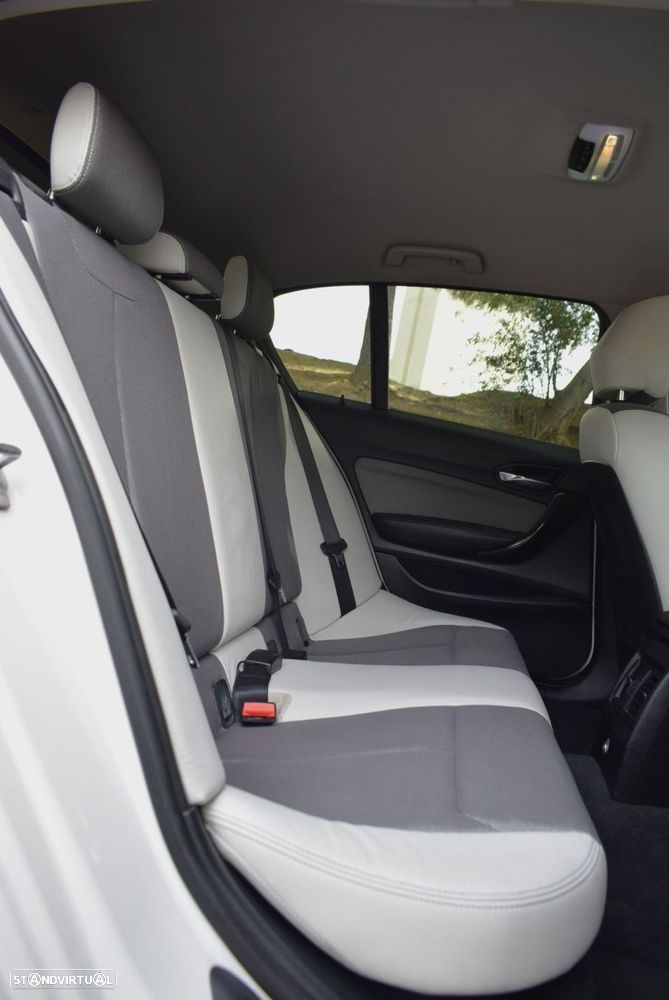 BMW 116 dA Line Urban - 45