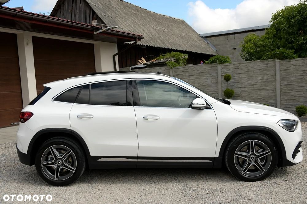 Mercedes-Benz GLA 250 4-Matic AMG Line - 2