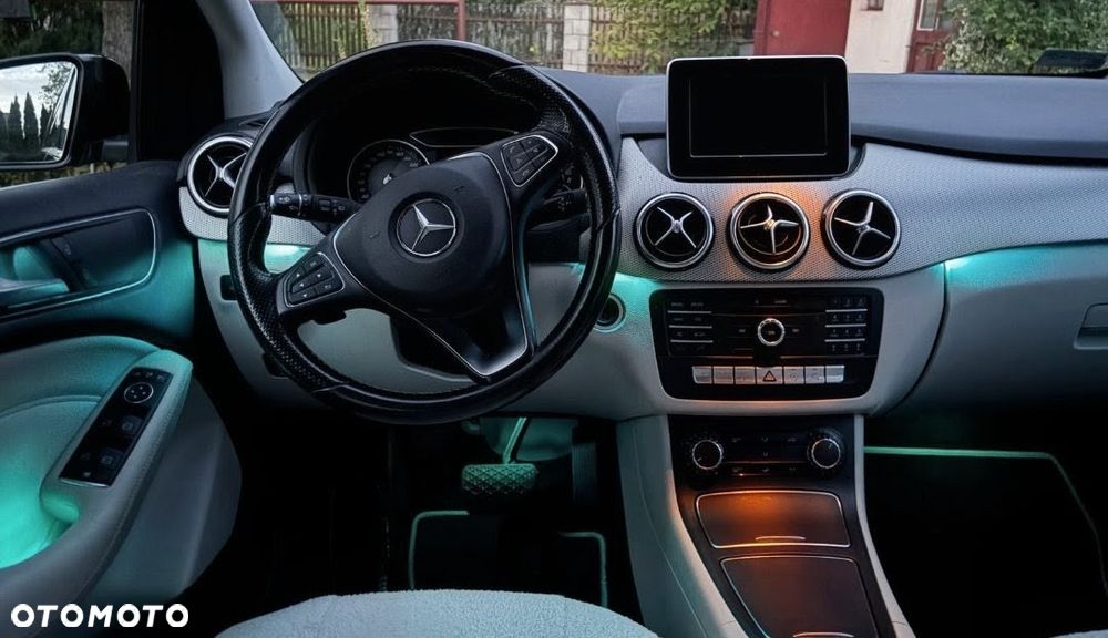 Mercedes-Benz Klasa B - 1