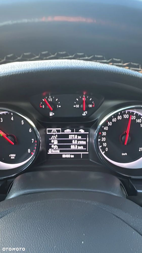 Opel Astra 1.2 T Edition S&S - 12