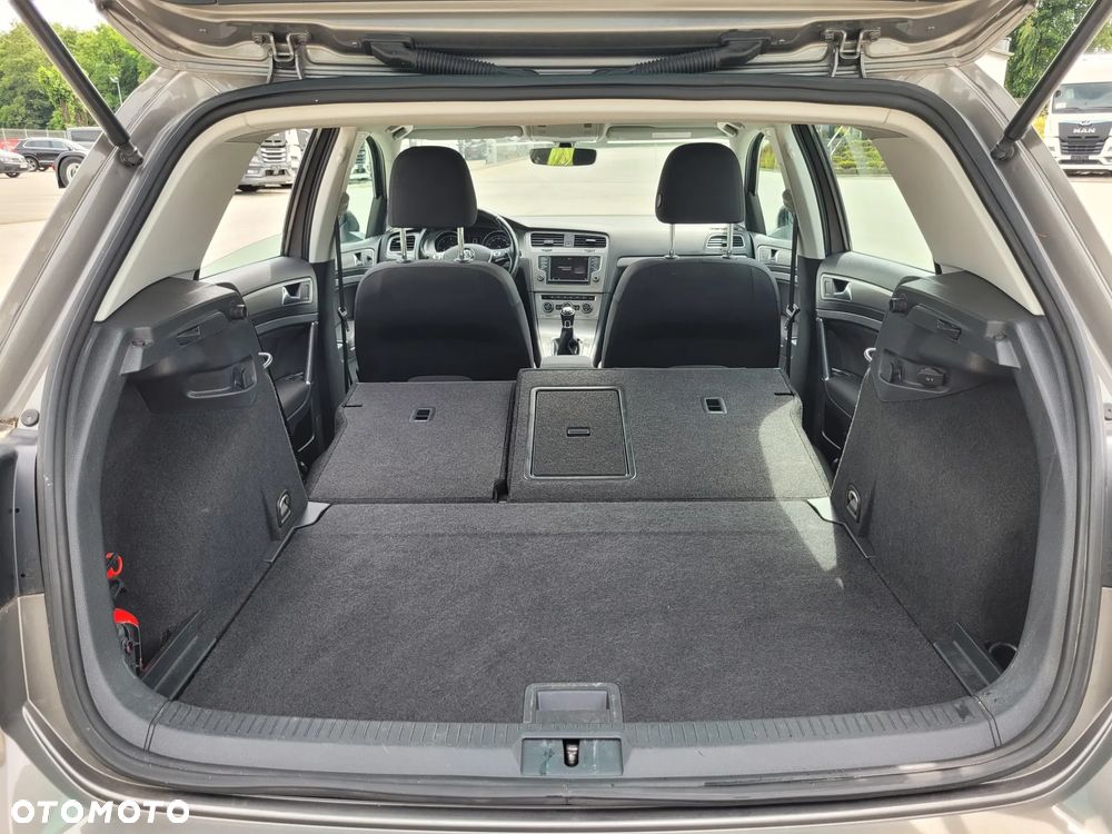 Volkswagen Golf 1.6 TDI BMT Comfortline - 25