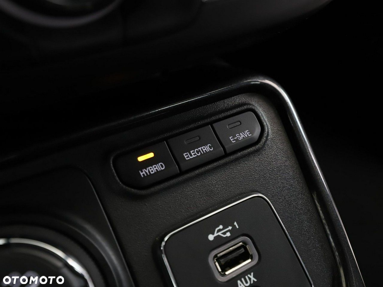 Jeep Compass 1.3 T-GDI 4xe PLUG-IN HYBRID Automatik Limited - 31