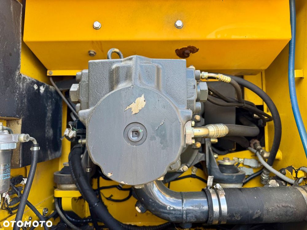Komatsu PW200-7K - 7