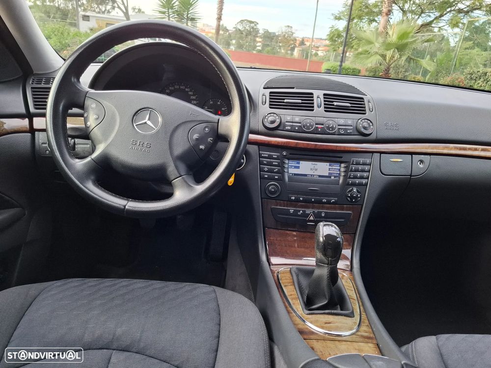Mercedes-Benz E 220 CDI Elegance DPF - 7