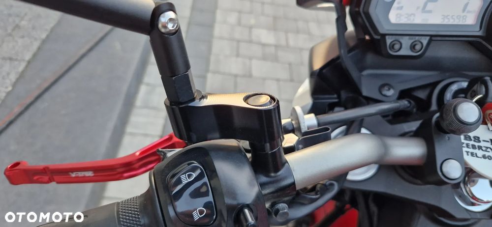 Yamaha FZ8 - 18