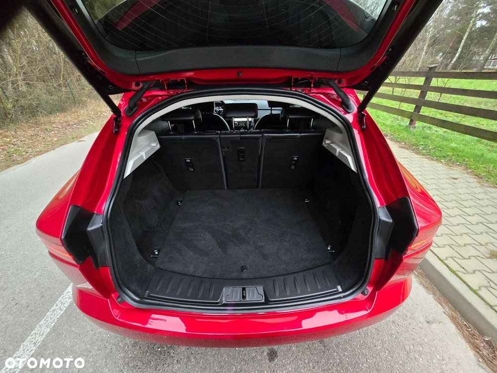 Jaguar E-Pace P160 R-Dynamic S - 25