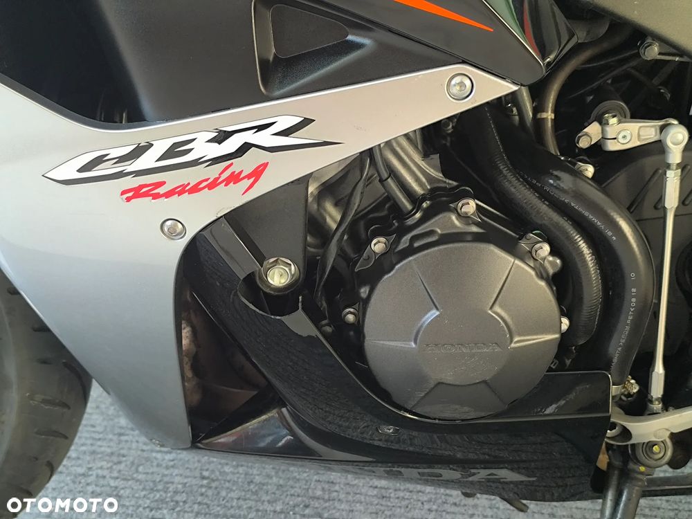 Honda CBR - 24