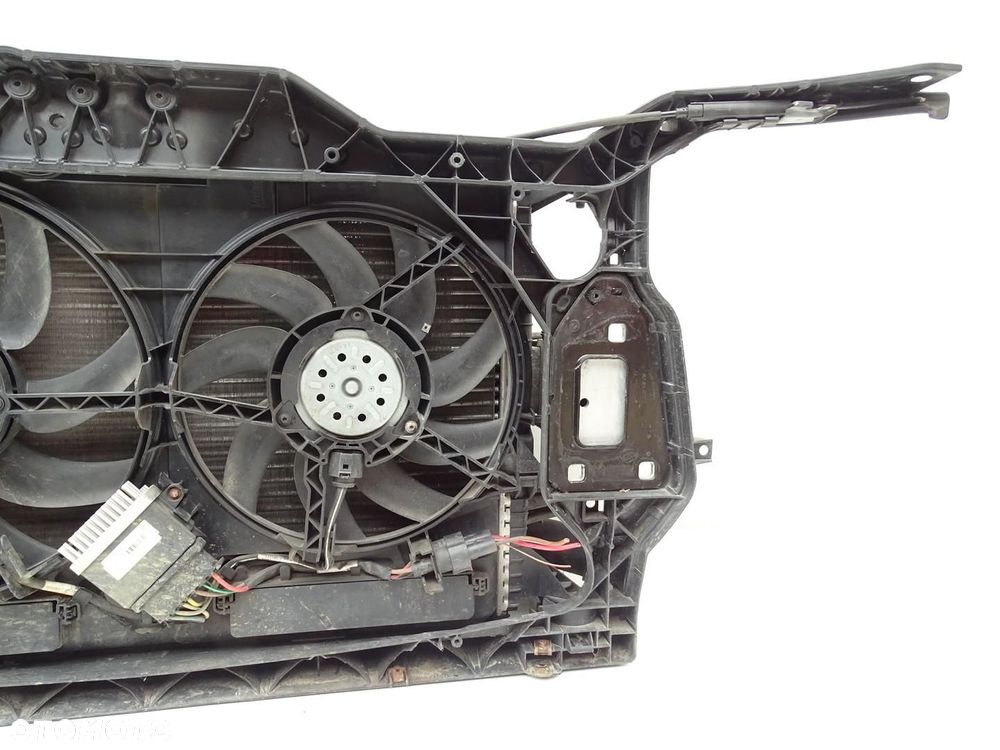 PAS PRZEDNI KOMPLET CHŁODNICE 1.8 2.0 TDI TFSI AUDI A4 B8 A5 8T LIFT 11-16r - 12