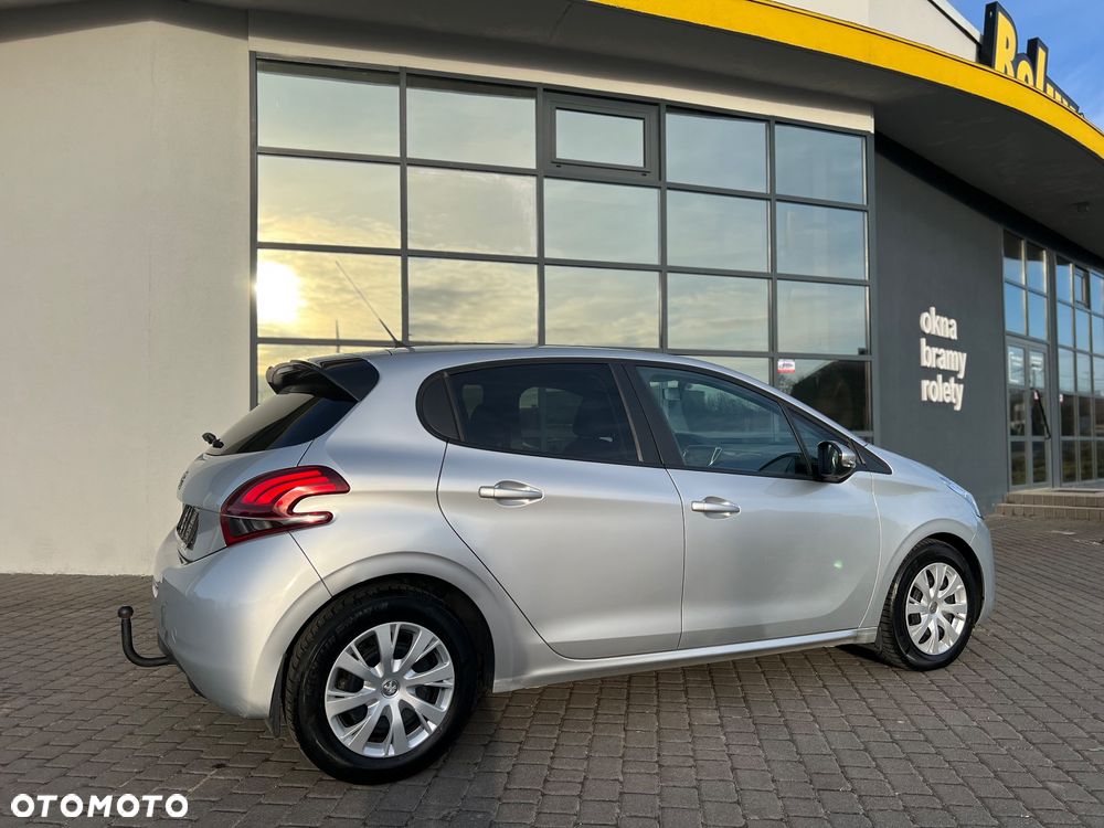 Peugeot 208 1.6 BlueHDi Allure S&S - 2