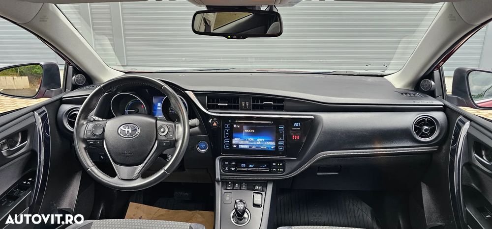 Toyota Auris - 19