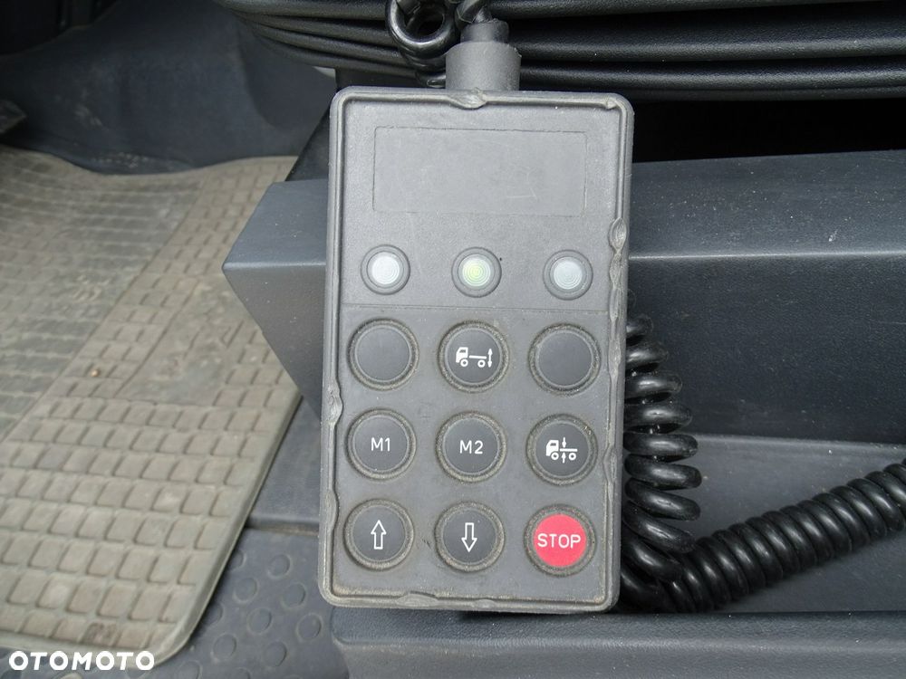 Iveco EuroCargo 190E28 Izoterma Chłodnia Chereau Sprowadzony - 11