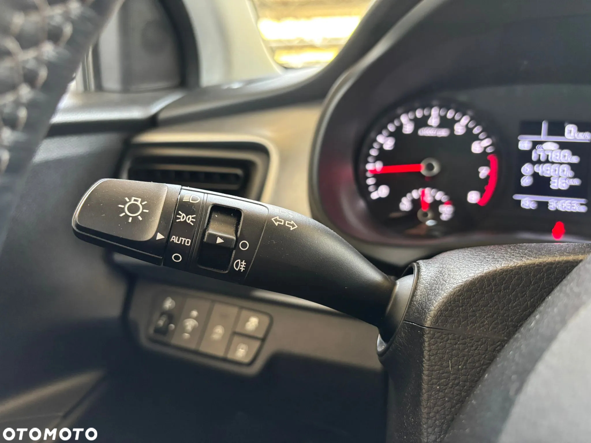 Kia Stonic 1.0 T-GDI M - 26