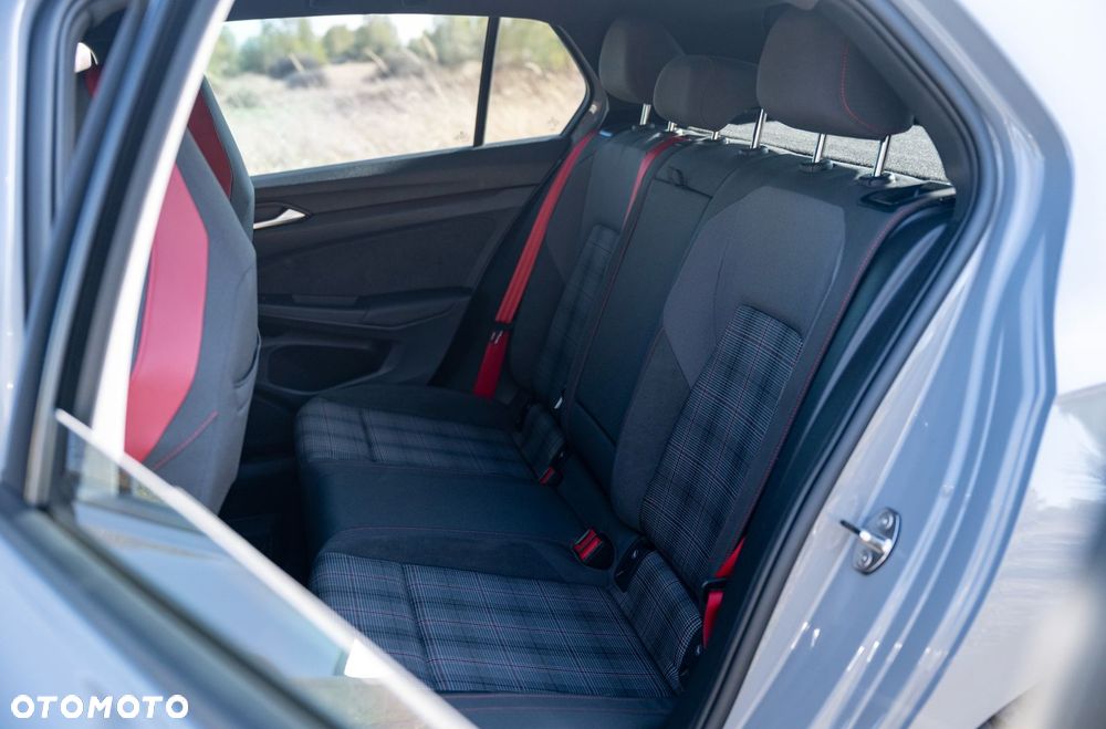 Volkswagen Golf 2.0 TSI OPF DSG GTI - 16