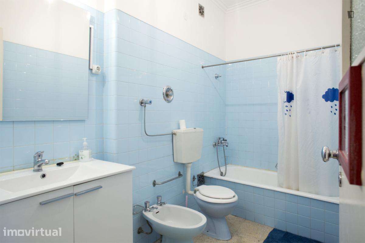 Quarto - localizado em Penha de França Lisbon - Grande imagem: 4/19