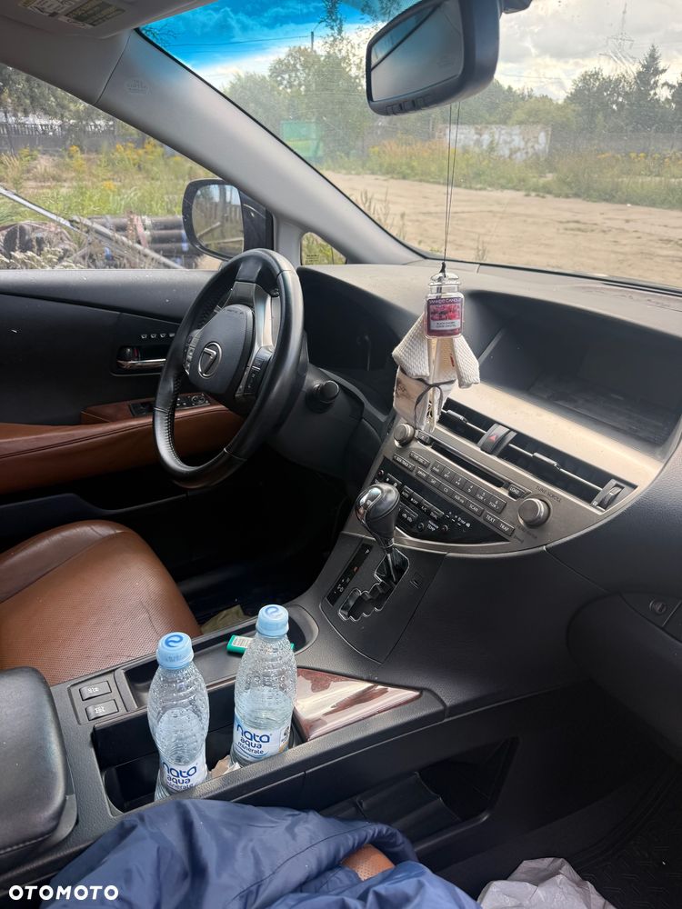 Lexus RX - 6