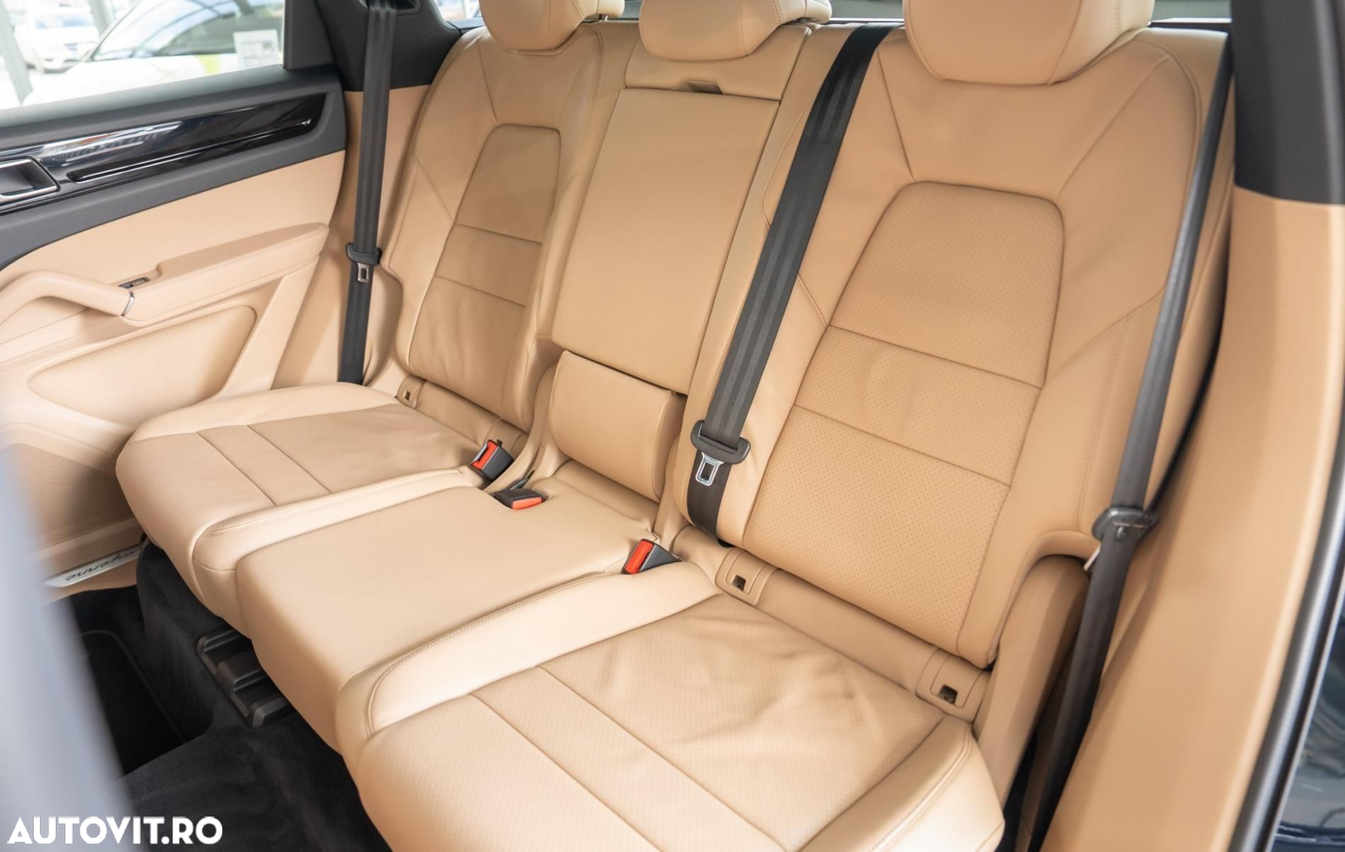 Porsche Cayenne Tiptronic S Platinum Edition - 23