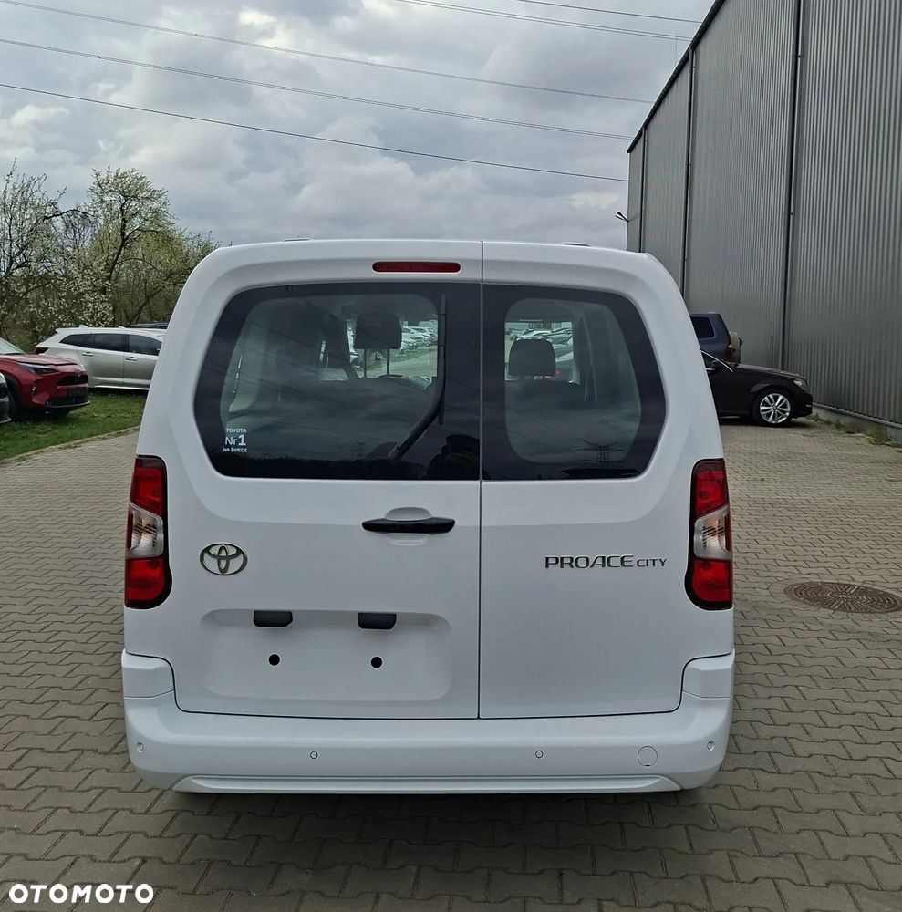 Toyota Proace City D-4D Long 2,4t Active (bryg.) - 8