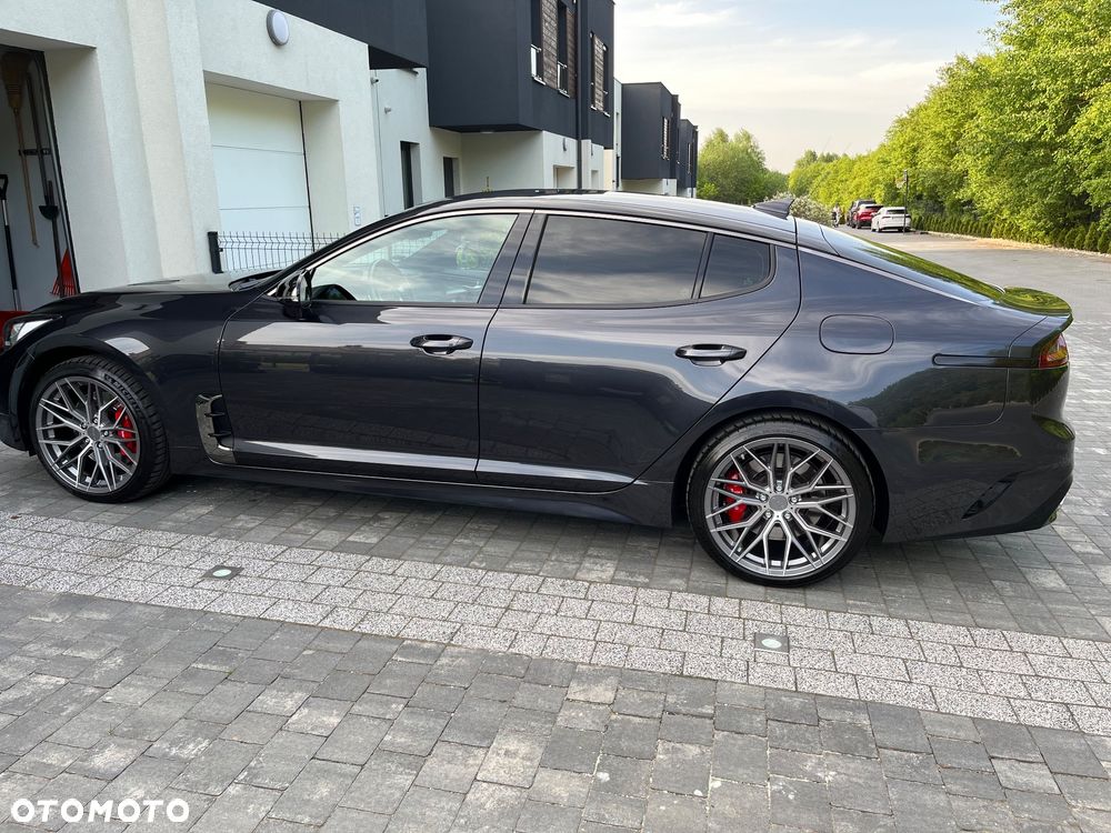 Kia Stinger 3.3 T-GDI V6 GT AWD - 4