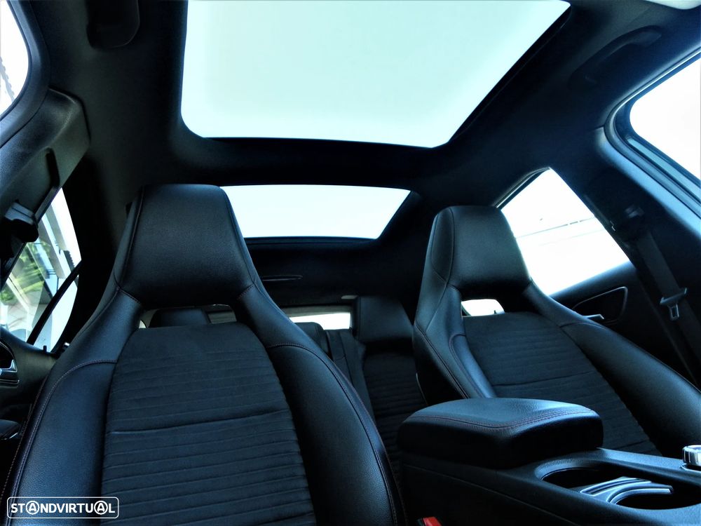 Mercedes-Benz GLA 180 d AMG Line - 23