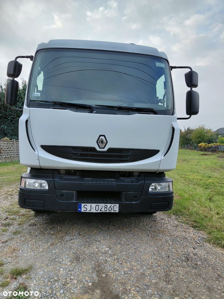 Renault Midlum