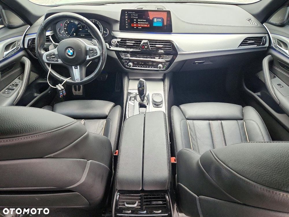 BMW Seria 5 540i xDrive - 8