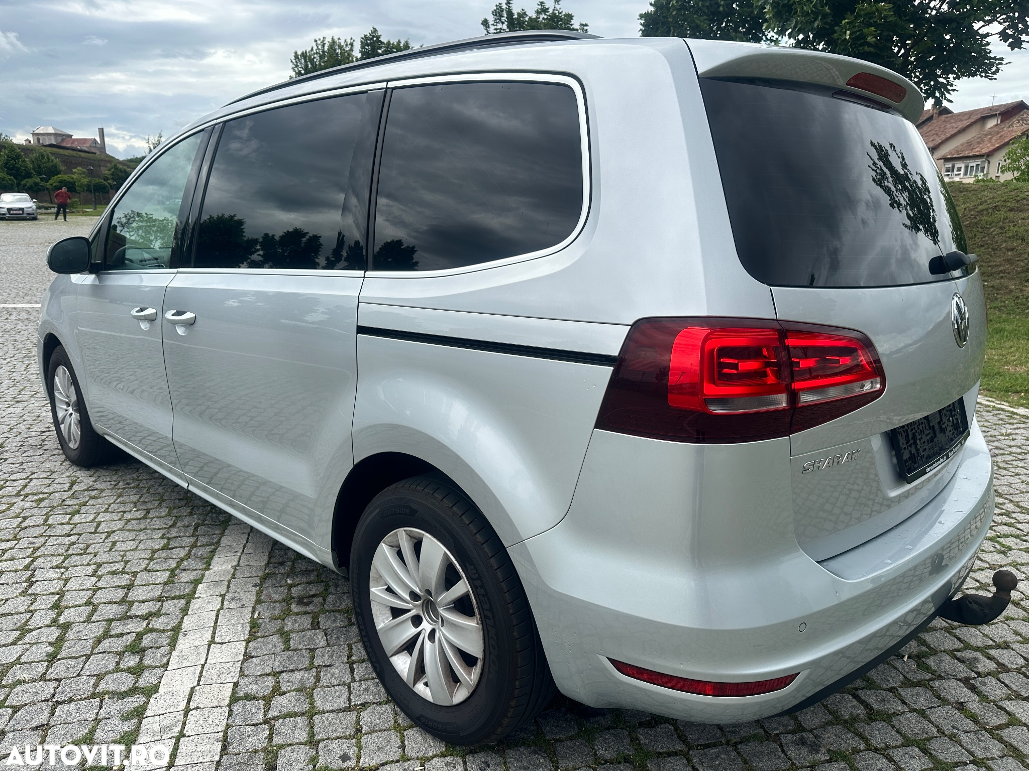 Volkswagen Sharan 2.0 TDI DSG (BlueMotion Technology) Comfortline - 10