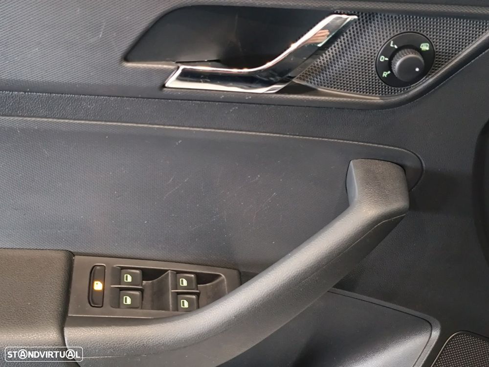 Skoda Rapid Spaceback 1.6 TDi Active - 13