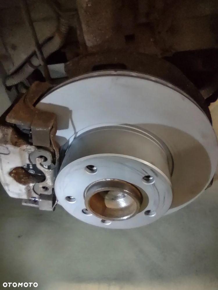 BMW Seria 5 - 21