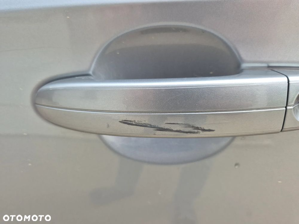 Ford Mondeo 2.0 Trend - 11