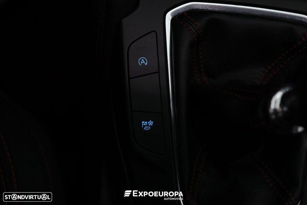 Ford Kuga 1.5 EcoBoost ST-Line - 24
