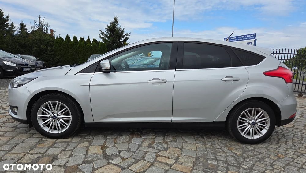 Ford Focus 1.0 EcoBoost Trend Edition Business - 22